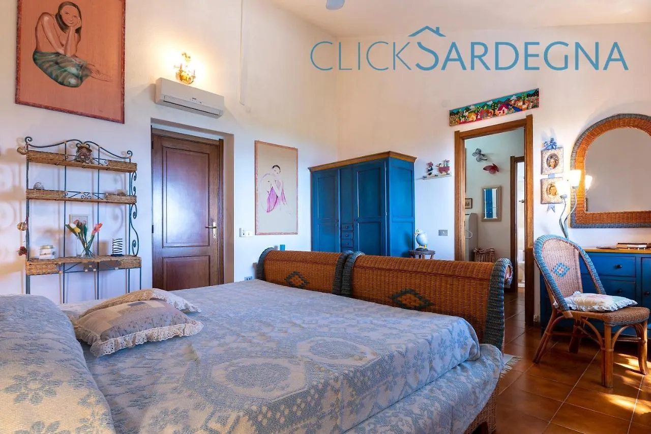 Villa Right On The Beach A Santa Margherita Di Pula For 12 People