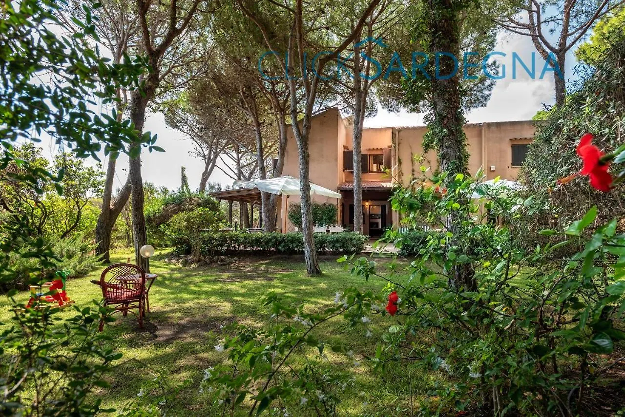 Villa Right On The Beach A Santa Margherita Di Pula For 12 People
