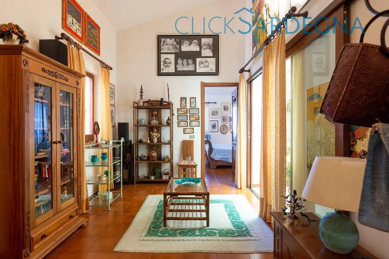 Villa Right On The Beach A Santa Margherita Di Pula For 12 People Fort Village